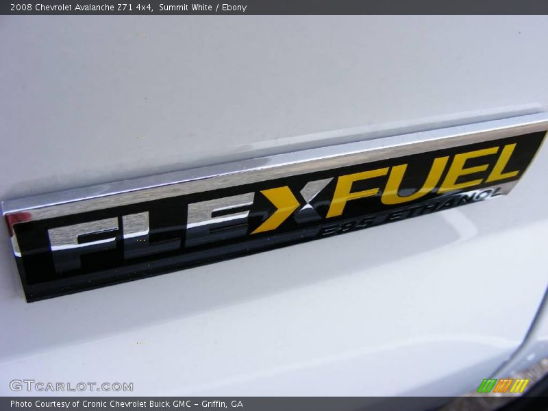 Summit White / Ebony 2008 Chevrolet Avalanche Z71 4x4