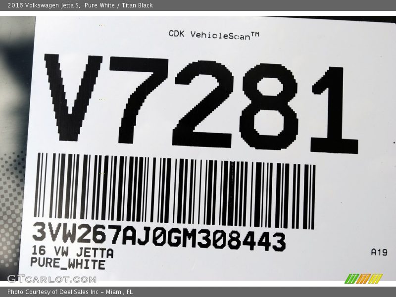 Pure White / Titan Black 2016 Volkswagen Jetta S