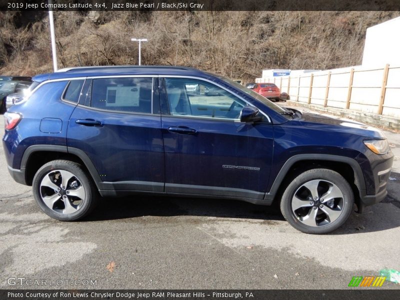 Jazz Blue Pearl / Black/Ski Gray 2019 Jeep Compass Latitude 4x4