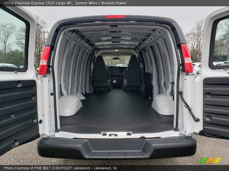 Summit White / Medium Pewter 2019 Chevrolet Express 2500 Cargo WT