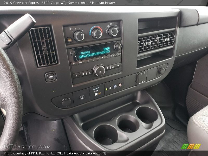 Summit White / Medium Pewter 2019 Chevrolet Express 2500 Cargo WT
