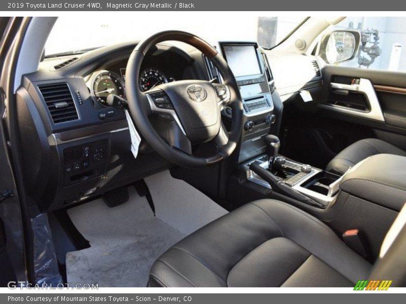 Magnetic Gray Metallic / Black 2019 Toyota Land Cruiser 4WD