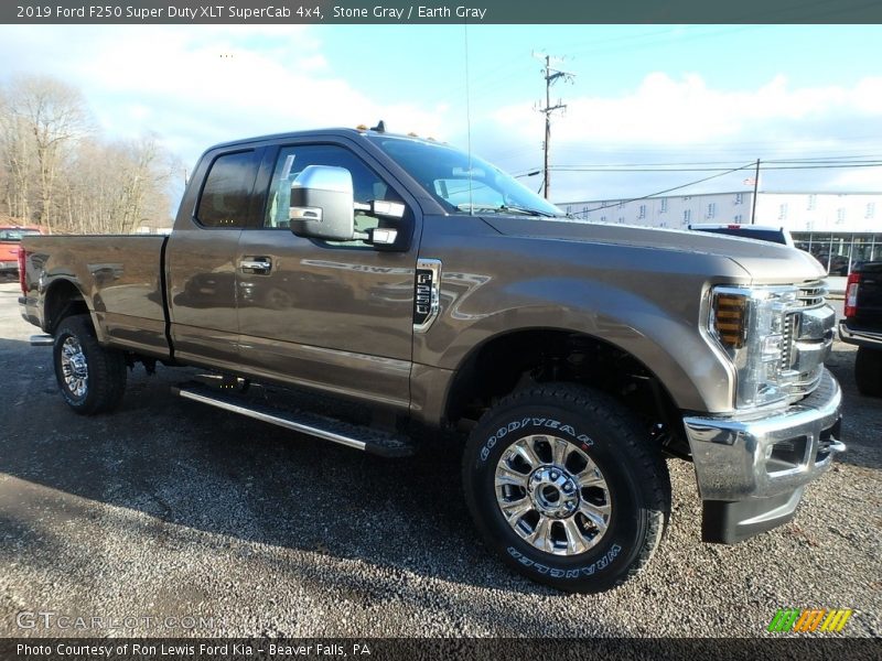 Stone Gray / Earth Gray 2019 Ford F250 Super Duty XLT SuperCab 4x4