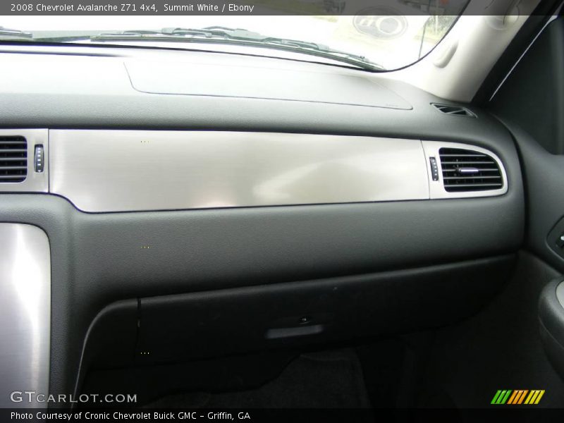 Summit White / Ebony 2008 Chevrolet Avalanche Z71 4x4