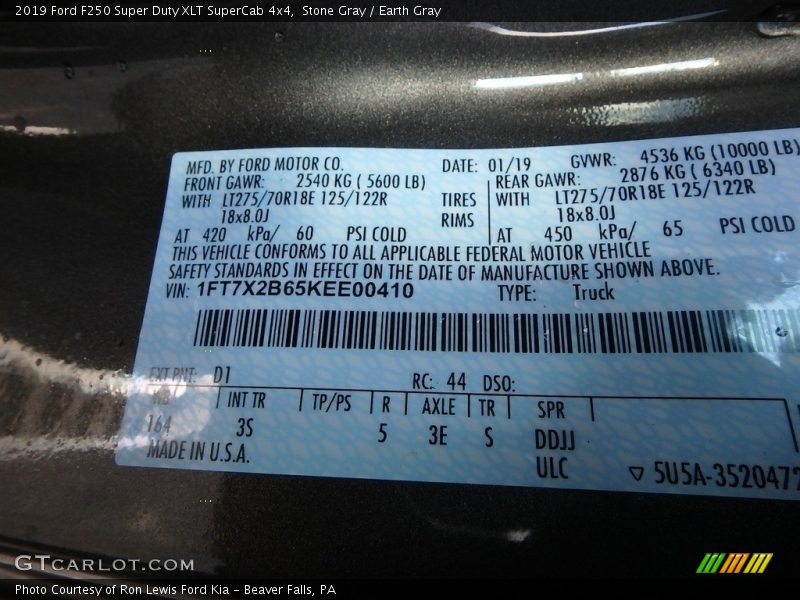 Stone Gray / Earth Gray 2019 Ford F250 Super Duty XLT SuperCab 4x4