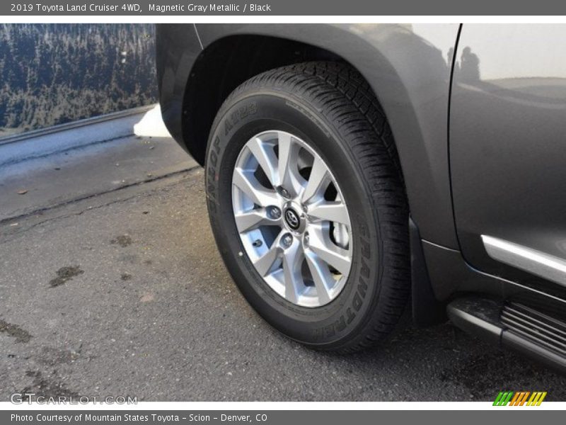 Magnetic Gray Metallic / Black 2019 Toyota Land Cruiser 4WD