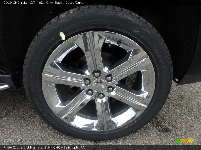  2019 Yukon SLT 4WD Wheel