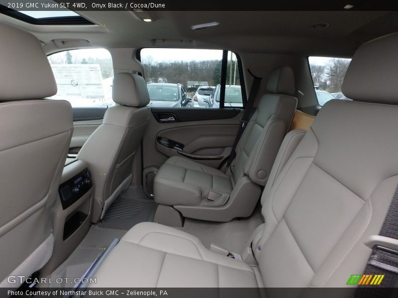 Onyx Black / Cocoa/Dune 2019 GMC Yukon SLT 4WD