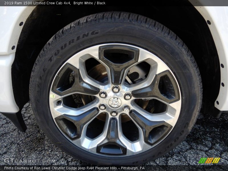 Bright White / Black 2019 Ram 1500 Limited Crew Cab 4x4