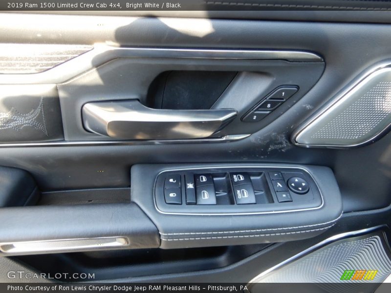 Bright White / Black 2019 Ram 1500 Limited Crew Cab 4x4