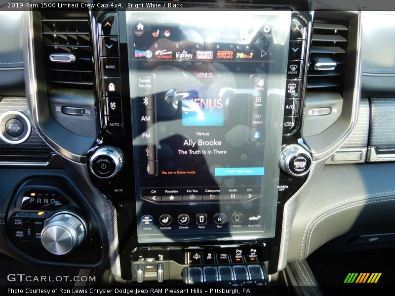 Bright White / Black 2019 Ram 1500 Limited Crew Cab 4x4