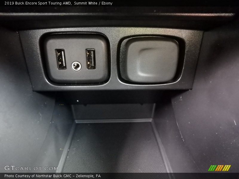 Summit White / Ebony 2019 Buick Encore Sport Touring AWD