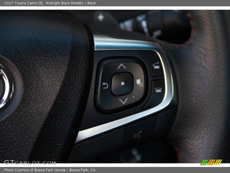 Midnight Black Metallic / Black 2017 Toyota Camry SE