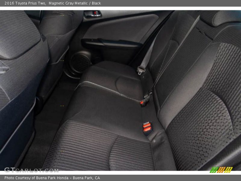 Magnetic Gray Metallic / Black 2016 Toyota Prius Two
