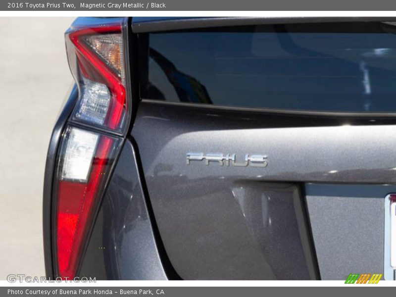 Magnetic Gray Metallic / Black 2016 Toyota Prius Two