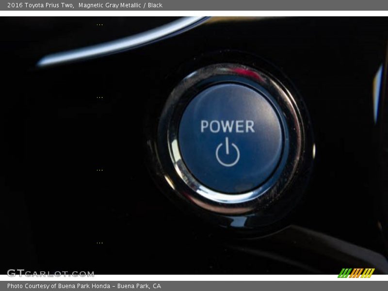 Magnetic Gray Metallic / Black 2016 Toyota Prius Two