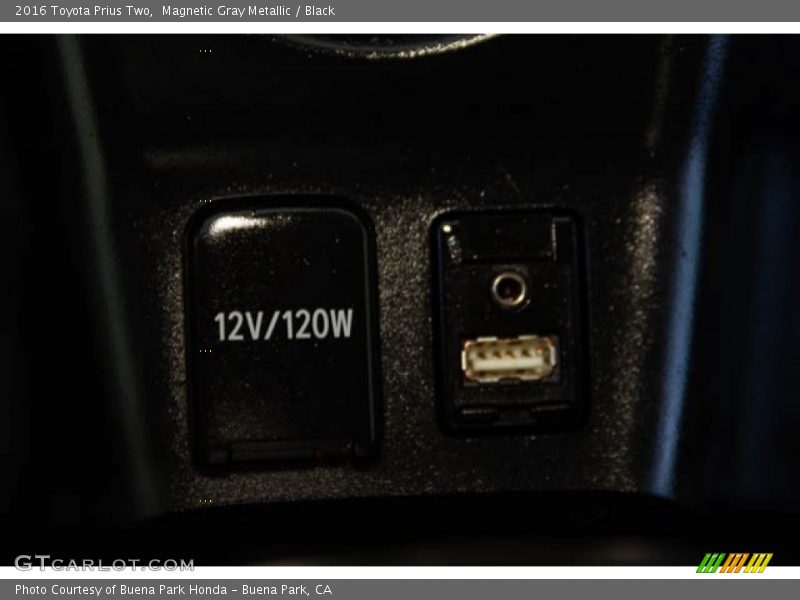 Magnetic Gray Metallic / Black 2016 Toyota Prius Two