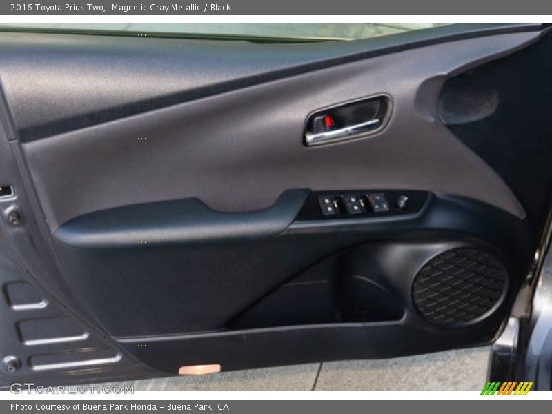 Magnetic Gray Metallic / Black 2016 Toyota Prius Two