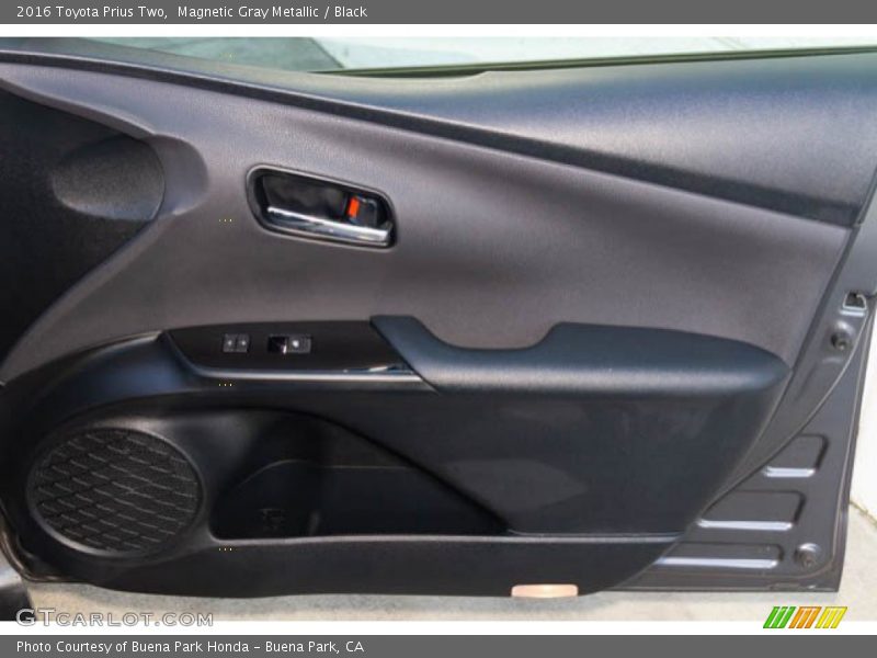 Magnetic Gray Metallic / Black 2016 Toyota Prius Two
