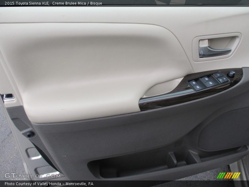 Creme Brulee Mica / Bisque 2015 Toyota Sienna XLE