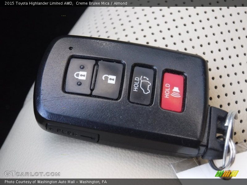 Creme Brulee Mica / Almond 2015 Toyota Highlander Limited AWD