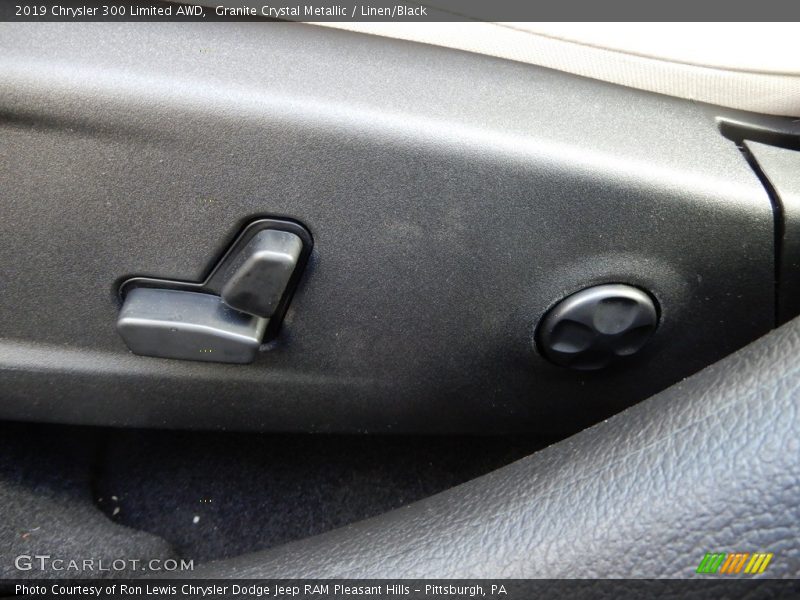 Granite Crystal Metallic / Linen/Black 2019 Chrysler 300 Limited AWD