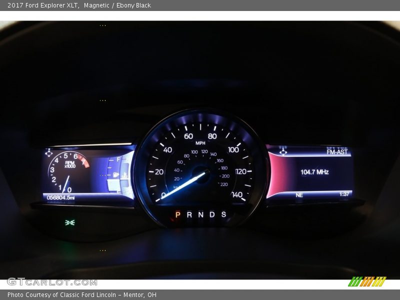 Magnetic / Ebony Black 2017 Ford Explorer XLT