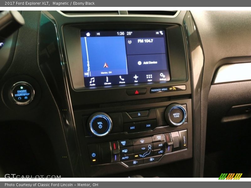 Magnetic / Ebony Black 2017 Ford Explorer XLT