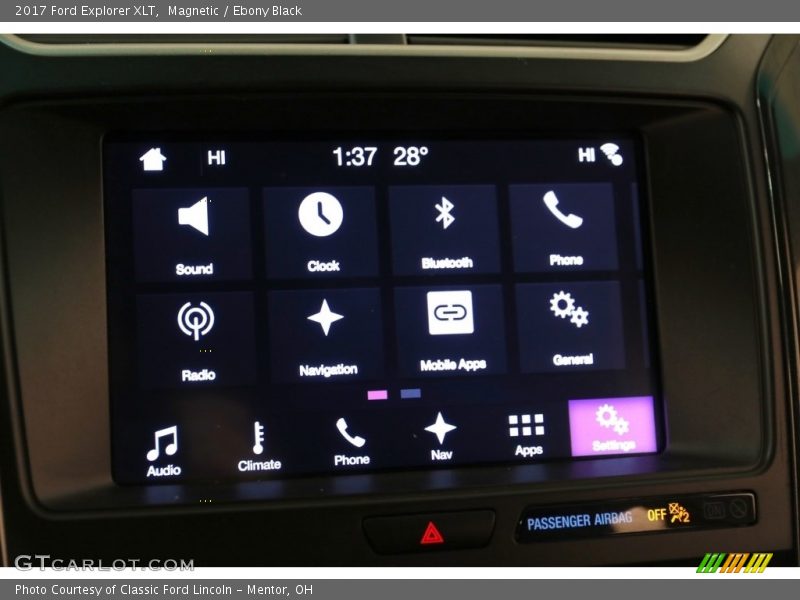 Magnetic / Ebony Black 2017 Ford Explorer XLT