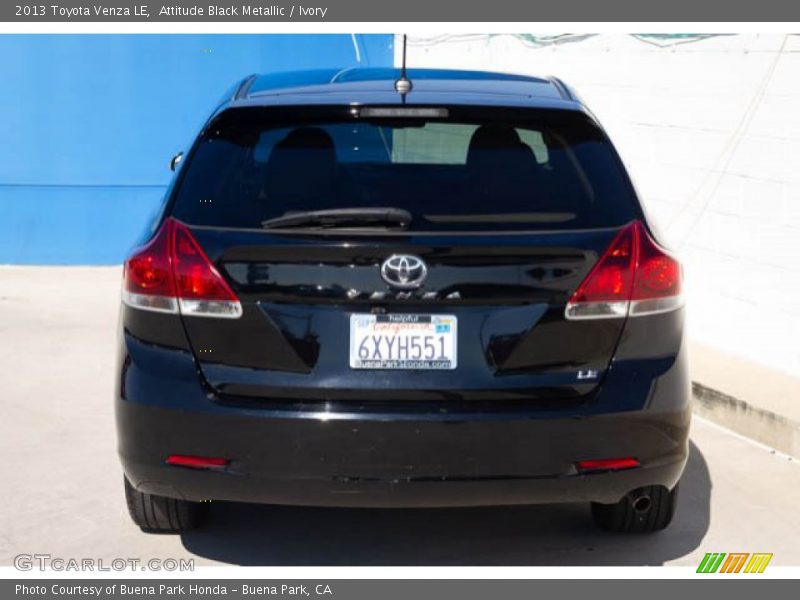 Attitude Black Metallic / Ivory 2013 Toyota Venza LE