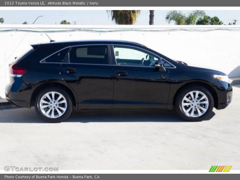 Attitude Black Metallic / Ivory 2013 Toyota Venza LE