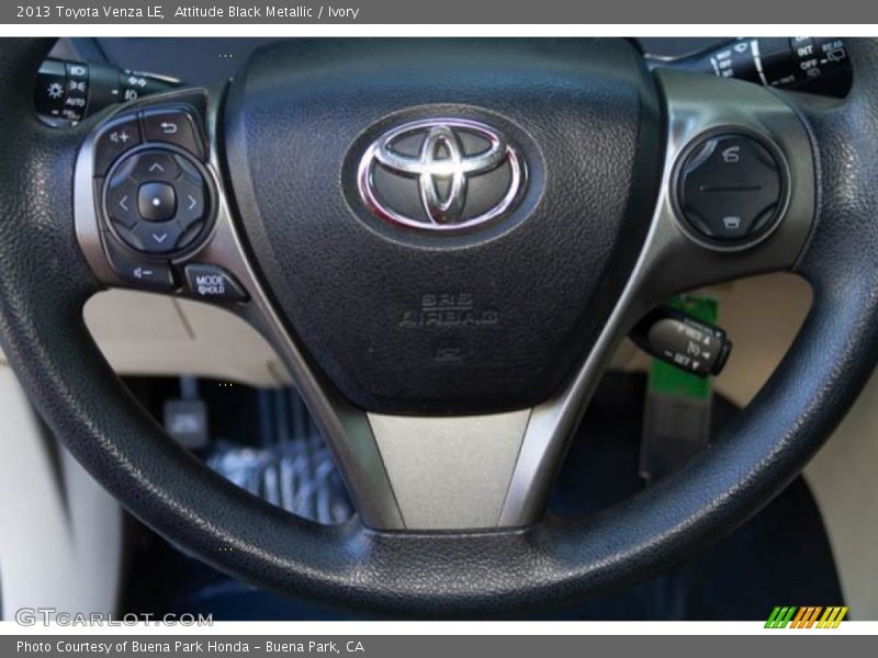 Attitude Black Metallic / Ivory 2013 Toyota Venza LE