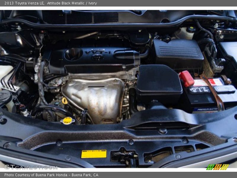 Attitude Black Metallic / Ivory 2013 Toyota Venza LE