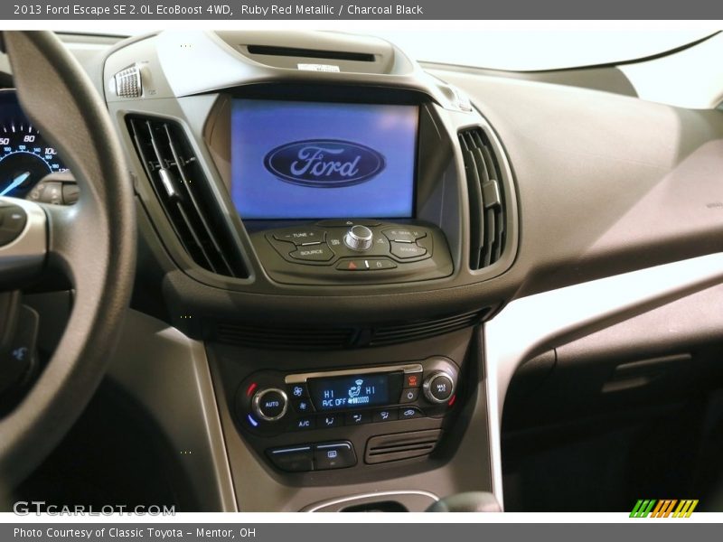 Ruby Red Metallic / Charcoal Black 2013 Ford Escape SE 2.0L EcoBoost 4WD