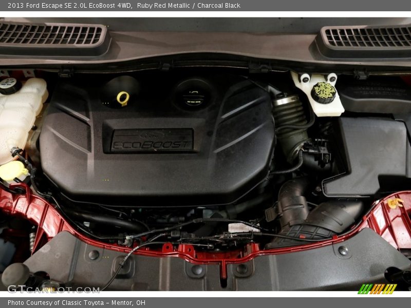 Ruby Red Metallic / Charcoal Black 2013 Ford Escape SE 2.0L EcoBoost 4WD