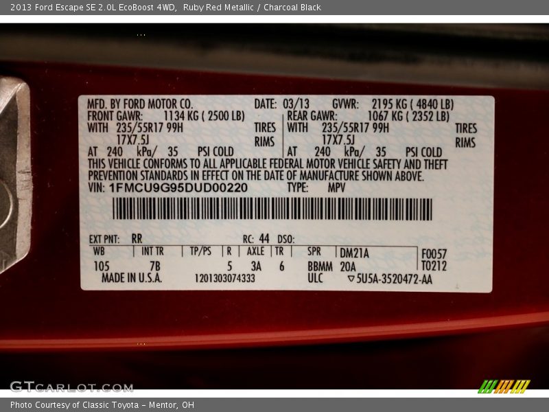 Ruby Red Metallic / Charcoal Black 2013 Ford Escape SE 2.0L EcoBoost 4WD