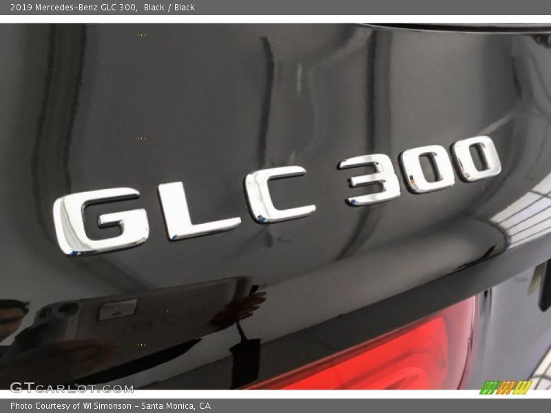 Black / Black 2019 Mercedes-Benz GLC 300