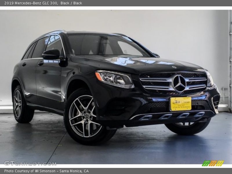 Black / Black 2019 Mercedes-Benz GLC 300