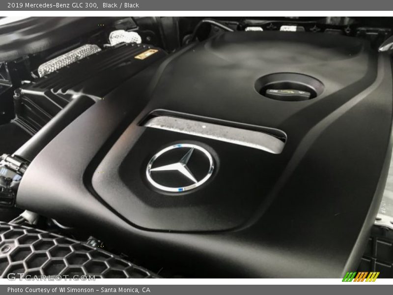 Black / Black 2019 Mercedes-Benz GLC 300