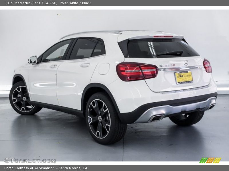 Polar White / Black 2019 Mercedes-Benz GLA 250