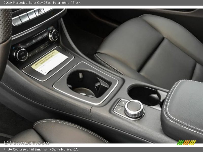 Polar White / Black 2019 Mercedes-Benz GLA 250