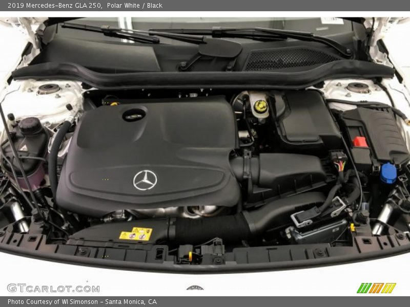 Polar White / Black 2019 Mercedes-Benz GLA 250