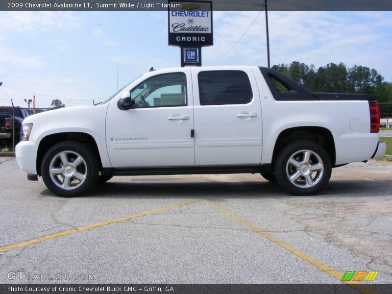 Summit White / Light Titanium 2009 Chevrolet Avalanche LT