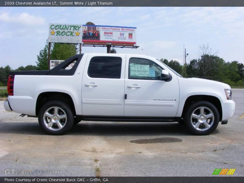 Summit White / Light Titanium 2009 Chevrolet Avalanche LT