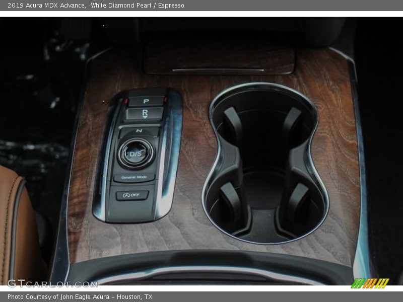 White Diamond Pearl / Espresso 2019 Acura MDX Advance