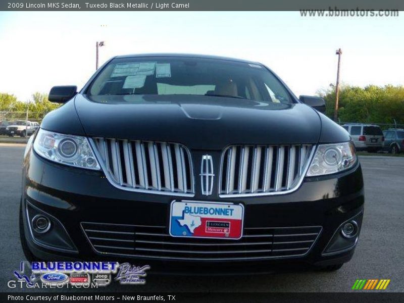 Tuxedo Black Metallic / Light Camel 2009 Lincoln MKS Sedan