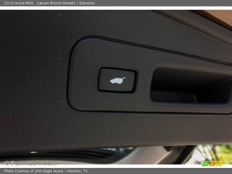 Canyon Bronze Metallic / Espresso 2019 Acura MDX