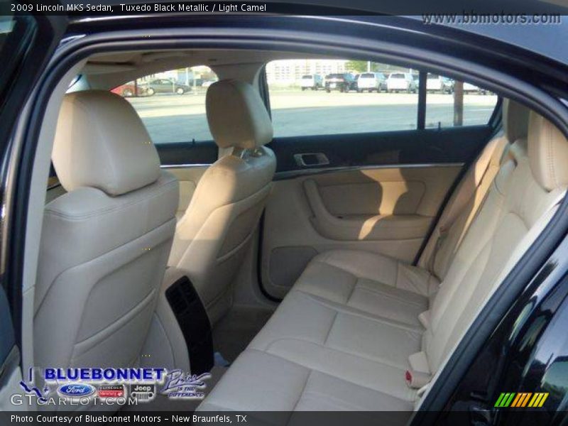 Tuxedo Black Metallic / Light Camel 2009 Lincoln MKS Sedan