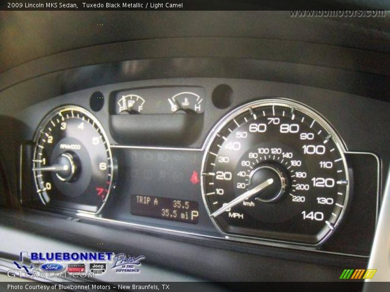 Tuxedo Black Metallic / Light Camel 2009 Lincoln MKS Sedan