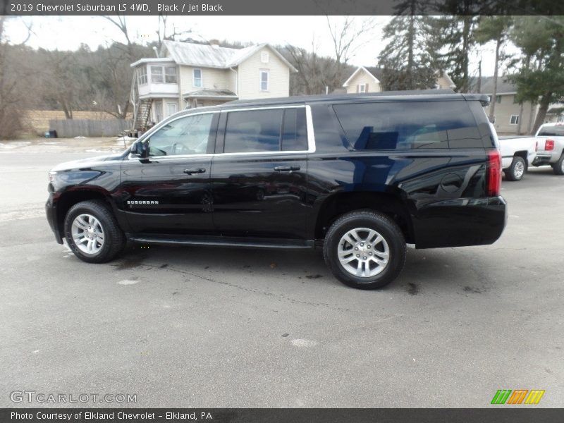 Black / Jet Black 2019 Chevrolet Suburban LS 4WD